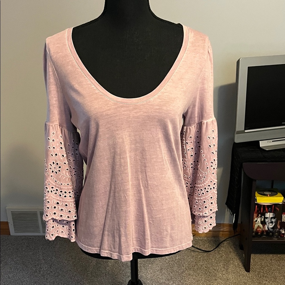 American Eagle Outfitters Light Pink Eyelet Sleeve Blouse